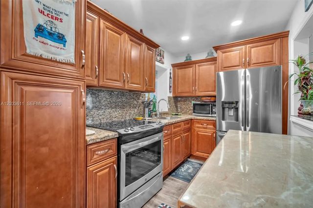 3 of 7 - 3391 Nw 8th Street, Lauderhill, FL