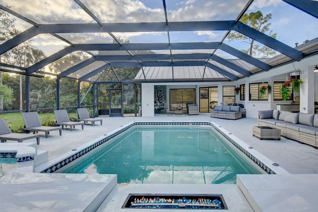 2 of 77 - 13302 Doubletree Circle, Wellington, FL