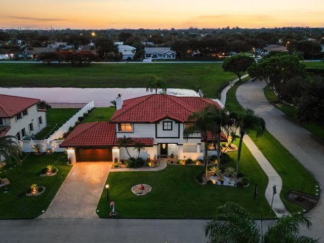 4 of 54 - 6431 Olde Moat Way, Davie, FL