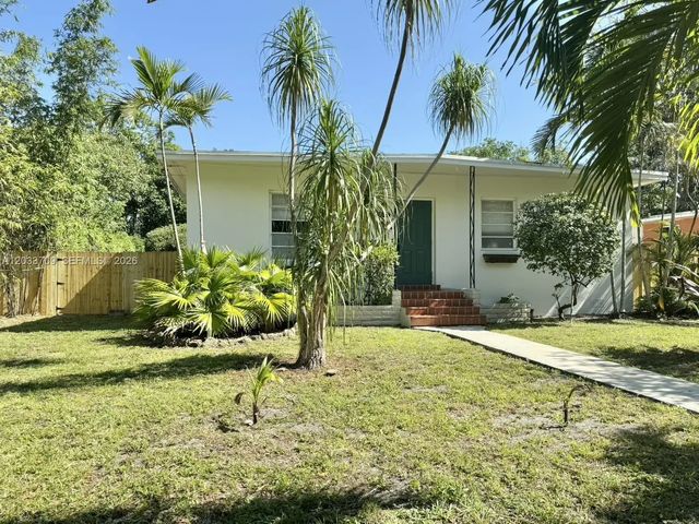 1135 Ne 133 Rd Street, North Miami