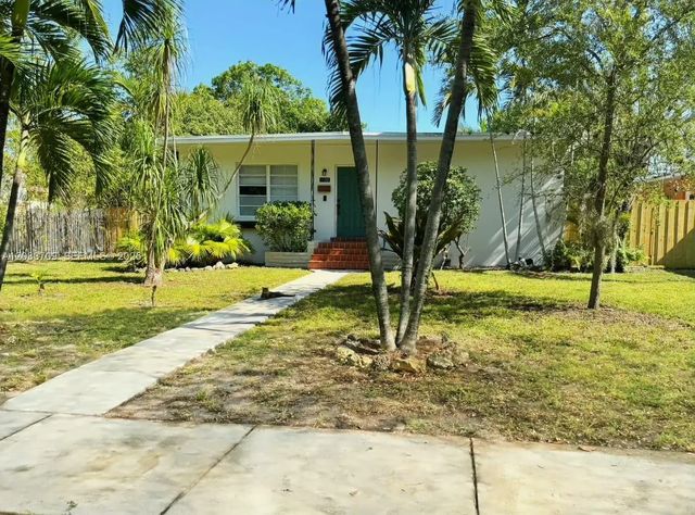 3 of 28 - 1135 Ne 133 Rd Street, North Miami, FL