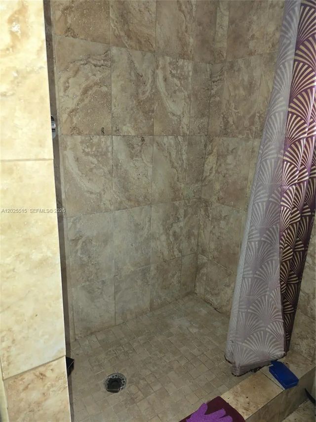 2 of 3 - 1166 Nw 117th Street, Miami, FL