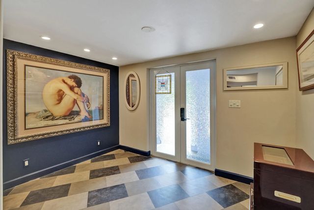 5 of 55 - 908 Ne 16th Place, Fort Lauderdale, FL