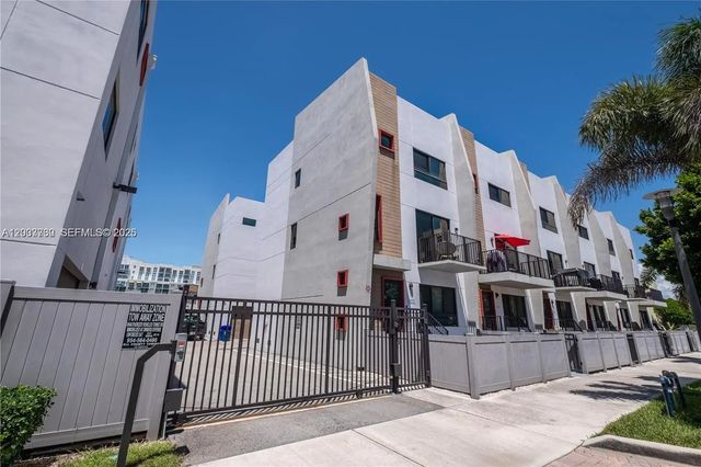 2 of 25 - 113 Ne 6 Street #3609, Fort Lauderdale, FL