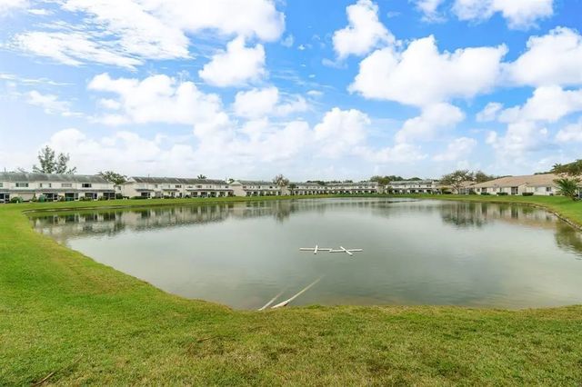 2 of 28 - 3168 Sw 49th Street, Dania Beach, FL