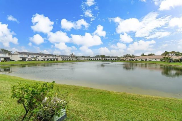 3 of 28 - 3168 Sw 49th Street, Dania Beach, FL