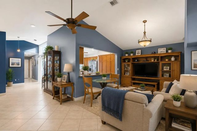 5 of 16 - 8634 Bridle Path Court #1, Davie, FL
