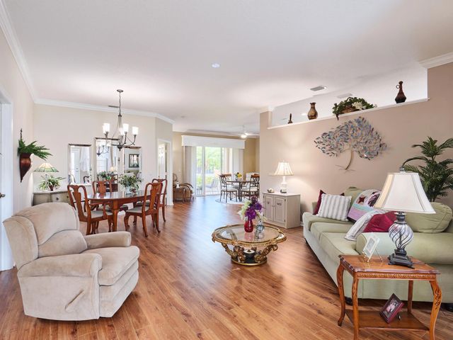 3 of 23 - 875 Nw Sarria Court, Port St. Lucie, FL