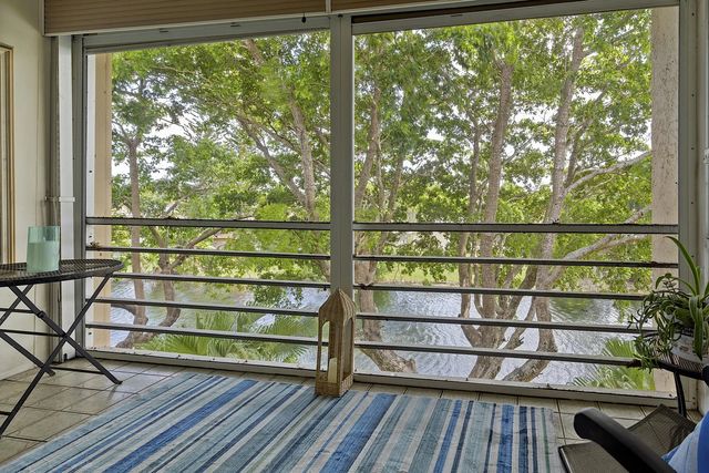 9370 Sunrise Lakes Boulevard #304, Sunrise