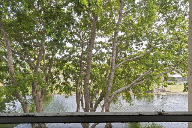 3 of 42 - 9370 Sunrise Lakes Boulevard #304, Sunrise, FL
