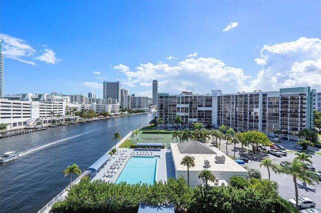 600 Parkview Drive #815, Hallandale Beach