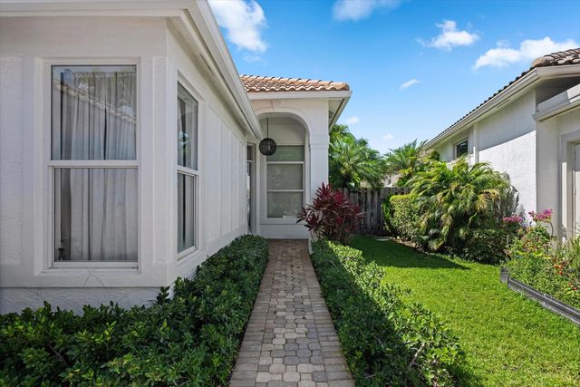 4 of 38 - 12171 Glen Bay Drive, Wellington, FL