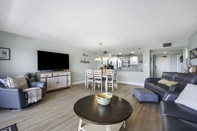 5 of 36 - 801 S Ocean Drive #701, Fort Pierce, FL
