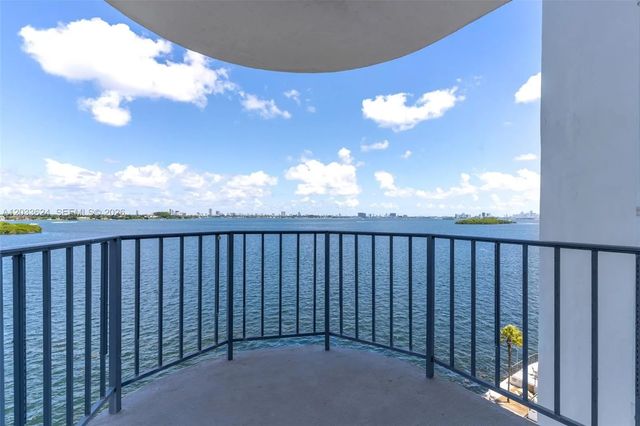 11930 N Bayshore Drive #704, North Miami