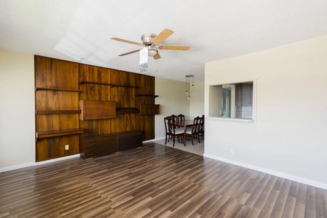 3 of 28 - 77 Kingswood, West Palm Beach, FL