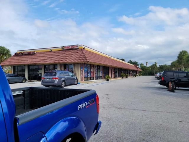 5 of 5 - 2424 N Congress Avenue #n, West Palm Beach, FL