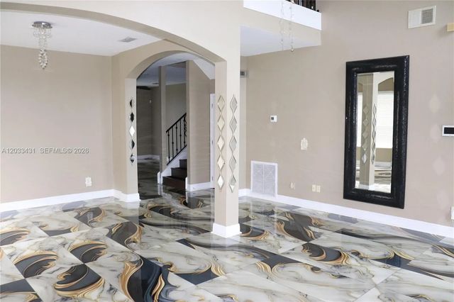 5 of 52 - 664 Oxford Drive, , FL