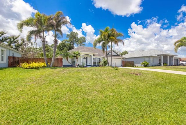 4 of 40 - 1634 Sw Duclair Avenue, Port St. Lucie, FL