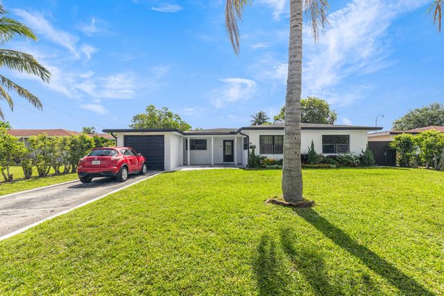 2 of 27 - 24 Nw 42nd Terrace, Plantation, FL