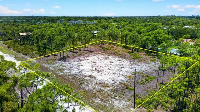 2 of 13 - 15093 Martinique Way, Bokeelia, FL