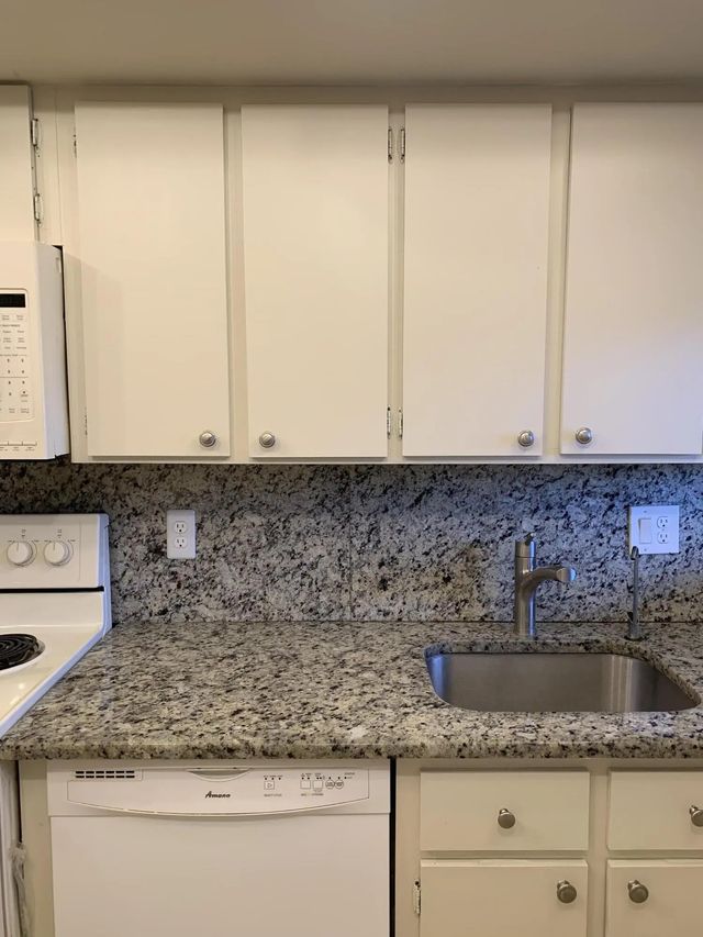 5 of 25 - 3212 Strawflower Way #204, Lake Worth, FL