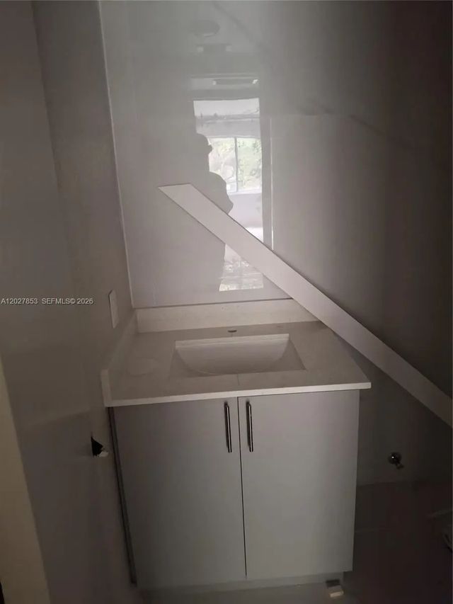 13480 Ne 6th Avenue #207, North Miami