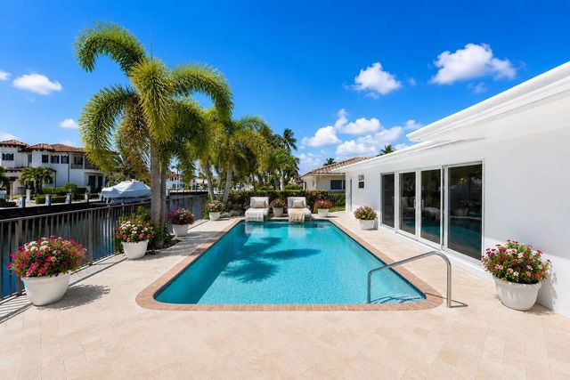 2 of 31 - 4230 Ne 24th Avenue, Lighthouse Point, FL