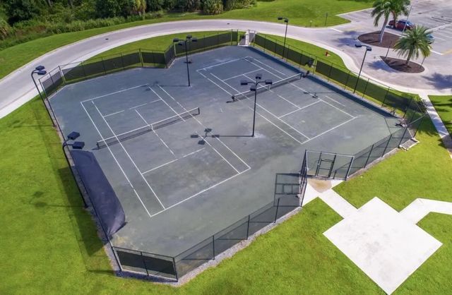 5 of 7 - 163 Se Via Lago Garda, Port St. Lucie, FL