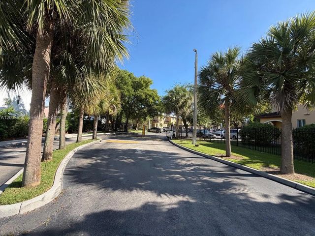 3 of 43 - 12050 Sw 268th Street #7, Homestead, FL