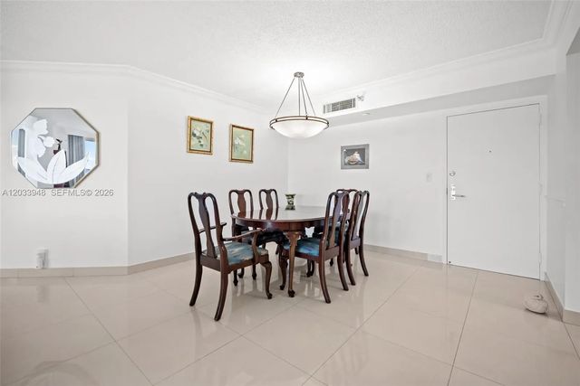 3 of 23 - 19101 Ne 36th Court #504, Aventura, FL