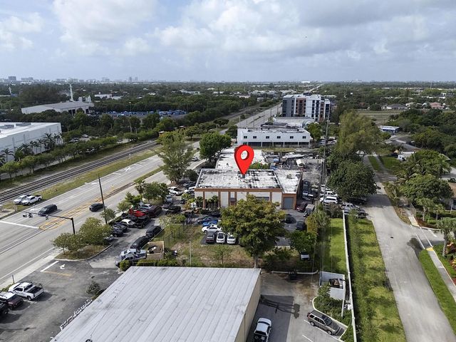 3 of 22 - 4071 N Dixie Highway, Deerfield Beach, FL