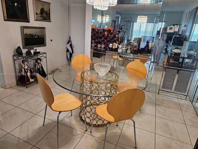 3 of 15 - 3850 Washington Street #1011, Hollywood, FL