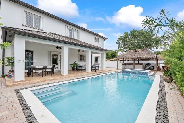 2 of 26 - 16732 Nw 89th Place, Miami Lakes, FL