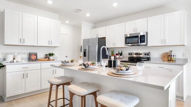 2 of 22 - 6529 Equinox Lane, North Fort Myers, FL