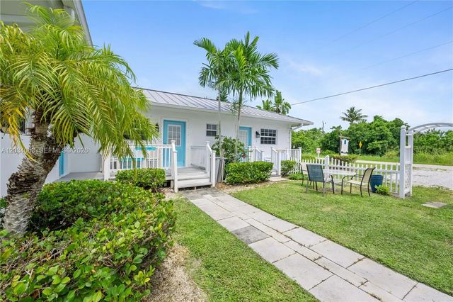 4 of 200 - 2502 Tamarind Drive, Fort Pierce, FL