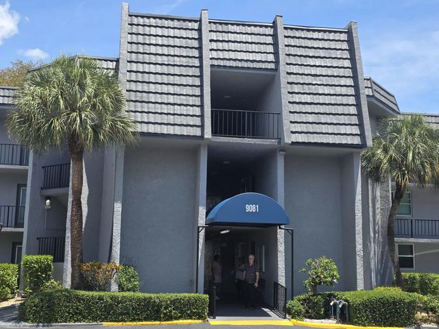 9081 Lime Bay Boulevard #211, Tamarac