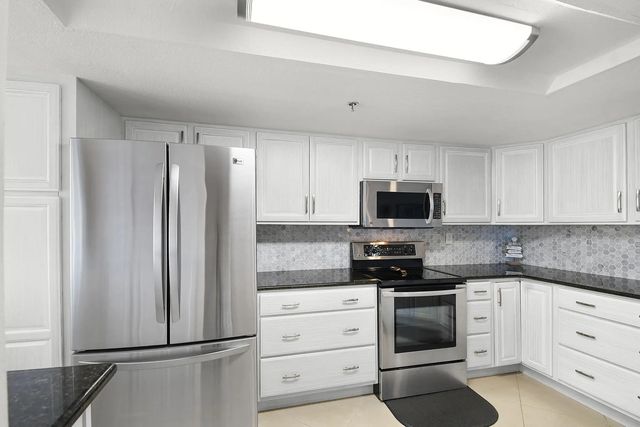 4 of 73 - 3870 N Highway A1a #805, Fort Pierce, FL
