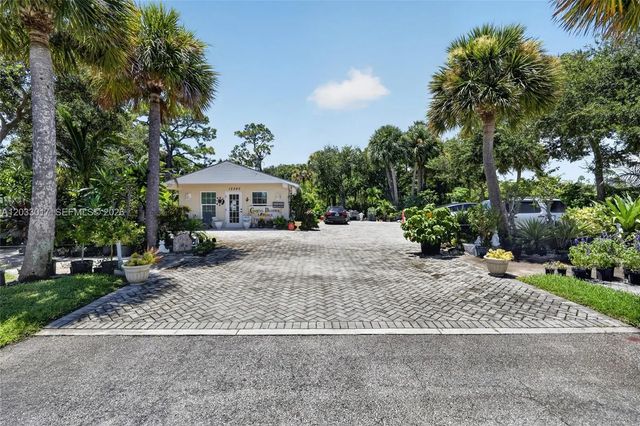 2 of 20 - 12360 Se Dixie Highway, Hobe Sound, FL