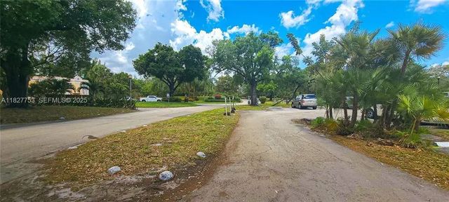 5 of 5 - 3301 Spanish Moss Terrace #219, Lauderhill, FL