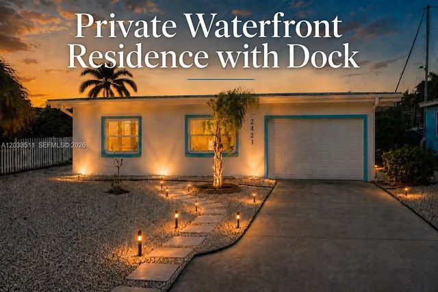 2421 Oleander Street, 