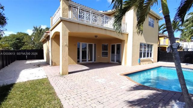 6743 Sw 163rd Place, Miami