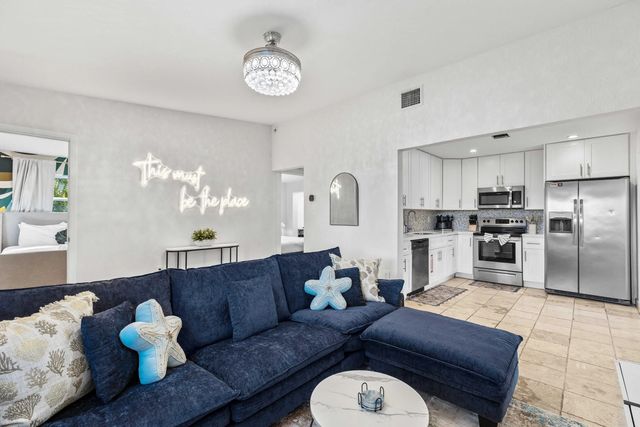 3 of 27 - 1812 Sw 9th Street, Fort Lauderdale, FL