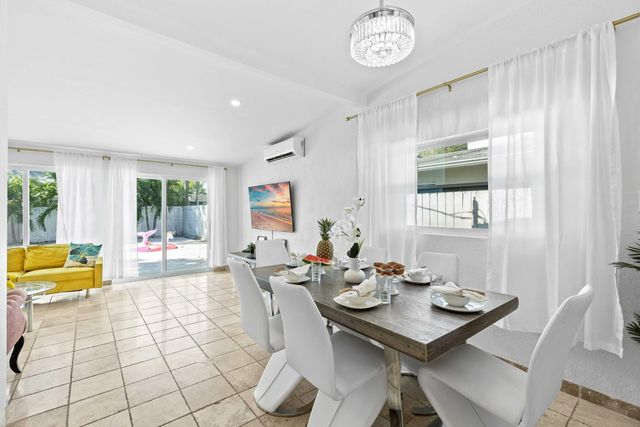 5 of 27 - 1812 Sw 9th Street, Fort Lauderdale, FL