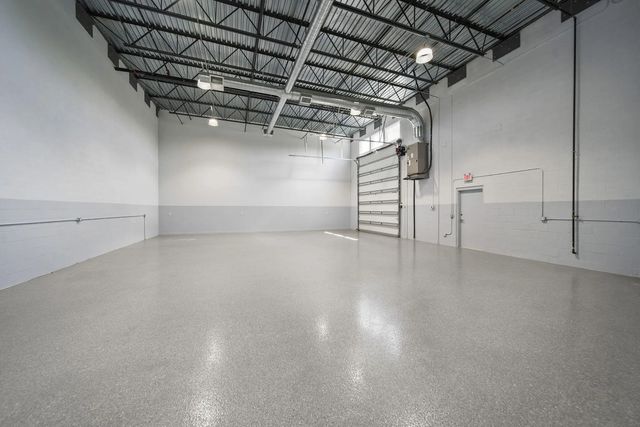 3 of 14 - 861 Ne Industrial Blvd Boulevard #18, Jensen Beach, FL