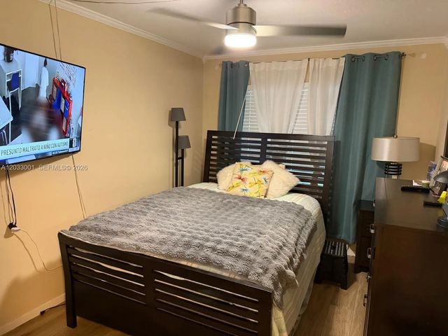 5 of 7 - 500 Layne Boulevard #12, Hallandale Beach, FL
