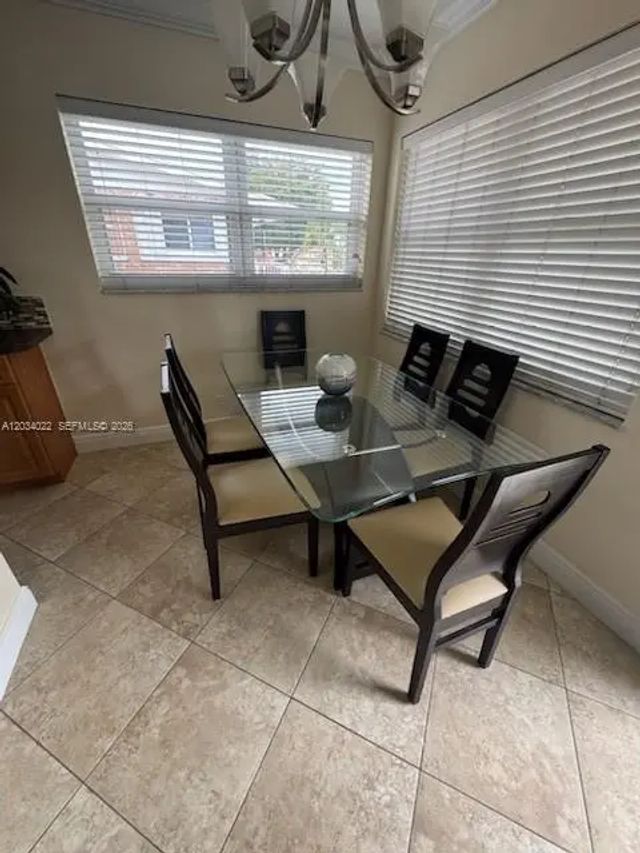 5 of 14 - 500 Layne Boulevard #20, Hallandale Beach, FL