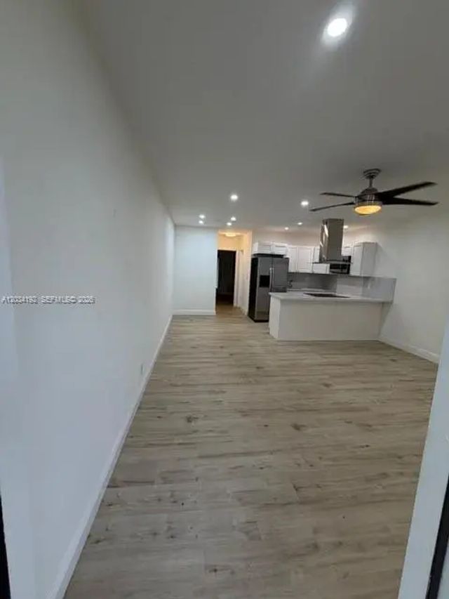 4 of 7 - 500 Layne Boulevard #19, Hallandale Beach, FL
