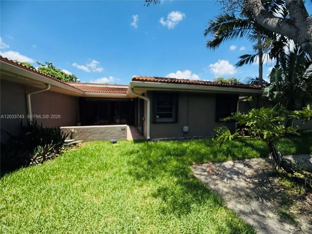 2 of 18 - 103 Tweedbrook Lane #101, Hollywood, FL