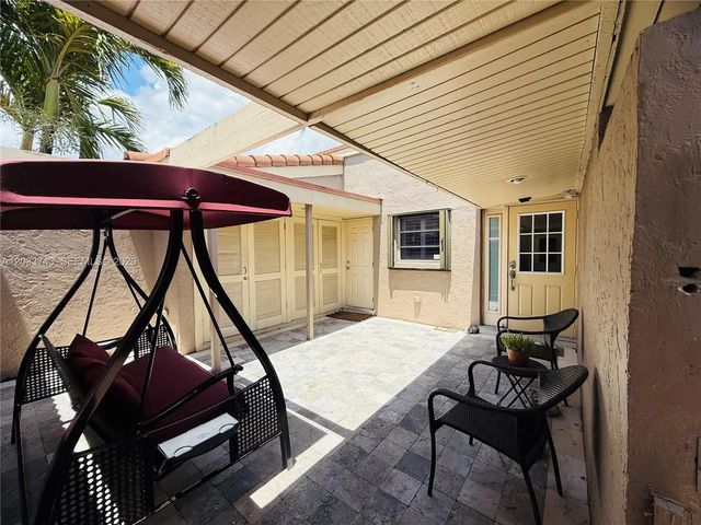4 of 18 - 103 Tweedbrook Lane #101, Hollywood, FL