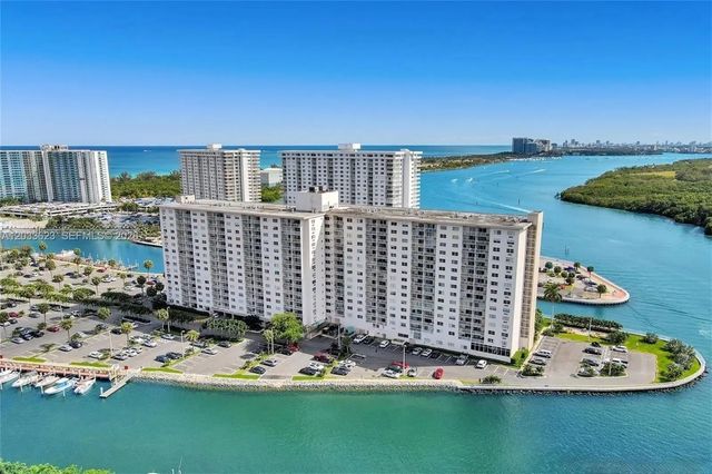 5 of 46 - 400 Kings Point Drive #928, Sunny Isles Beach, FL
